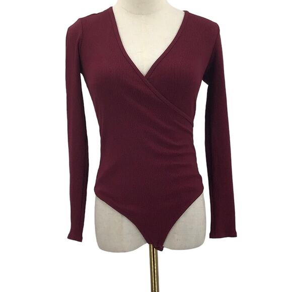 LULU'S SZ S Casual Love Burgundy Ribbed Long Sleeve Bodysuit NWT b62 - Picture 3 of 10